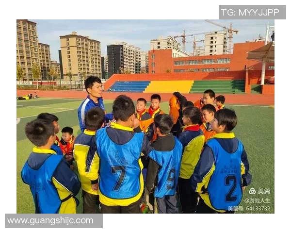 足球小将老刘的成长之路与梦想追逐的热血故事